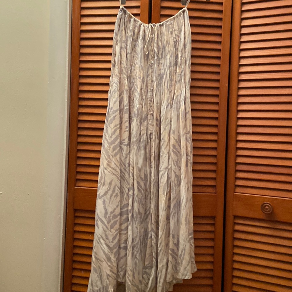 Indah clothing co. Skirt. Xs like new.